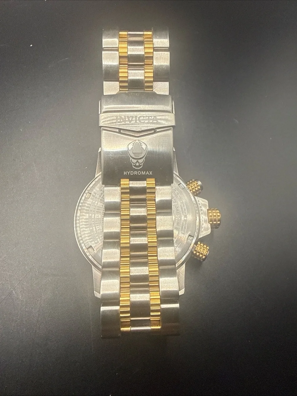 Invicta Hydromax Model 19574 mens watch NEW BATTERY!! Green Dial Goldtone
